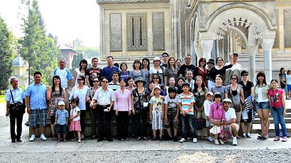 Tham quan Curtea de Arges