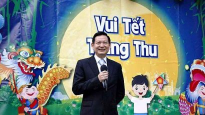 Vui đón tết Trung thu ở Romania