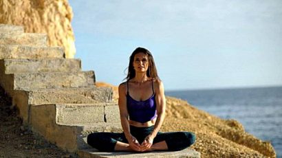 SKLĐ – Yoga: Tư Thế Ngồi Xếp Cánh Bướm-Baddha Konasana