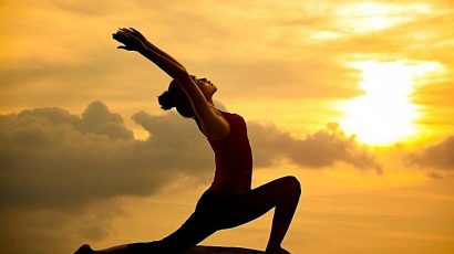 SKLĐ – Yoga: Tư Thế Trường Tấn Thấp-Anjaneyasana