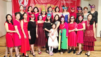 “Đêm hội Hóa trang” chào mừng Năm Mới 2020