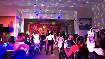 “Đêm hội Hóa trang”-Món quà trước thềm Năm Mới