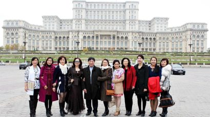 BV – Câu lạc bộ-Hoa của Tình đời