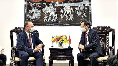 TTSK – Việt Nam-Romania: Thúc đẩy trao đổi, tiếp xúc cấp cao