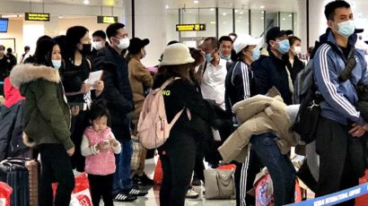 TTSK – 287 công dân Việt Nam sơ tán từ Ukraine đã về đến sân bay Nội Bài