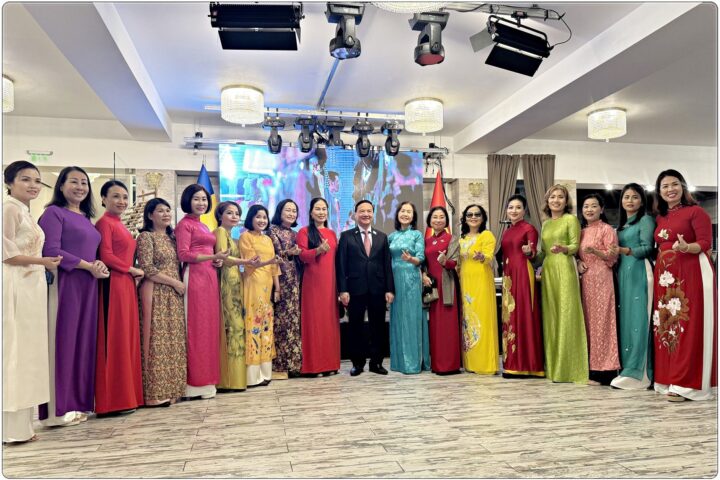 123-2025.9.10-DSQ-ChieuDaiKhachNhanKyNiem80namQK.2.9-25